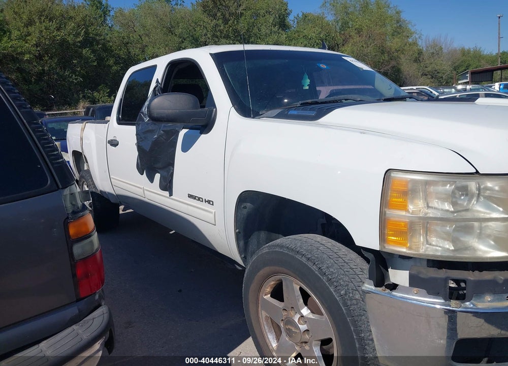 2013 CHEVROLET SILVERADO 2500HD LT VIN: 1GC1CXC8XDF185652