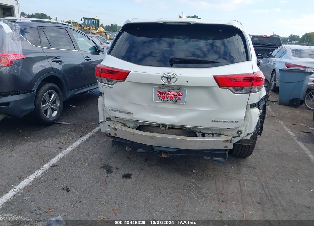 2019 TOYOTA HIGHLANDER LIMITED/PLATINUM VIN: 5TDDZRFH4KS998064