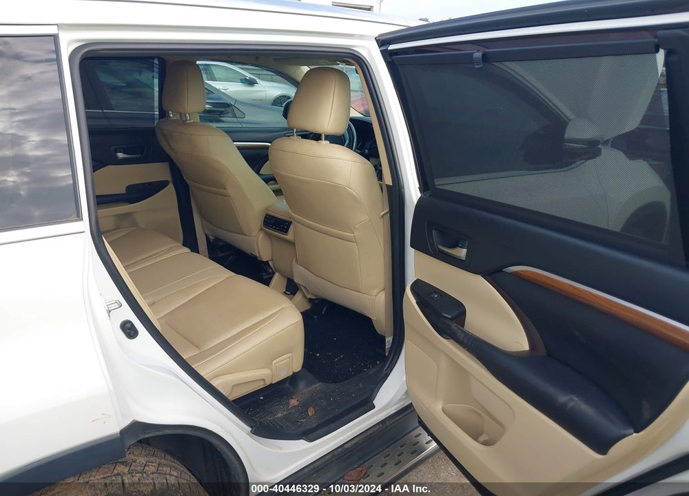 2019 TOYOTA HIGHLANDER LIMITED/PLATINUM VIN: 5TDDZRFH4KS998064