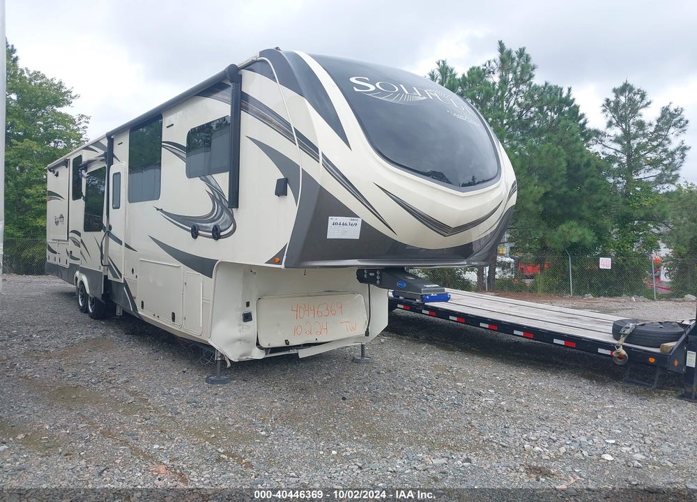 2021 GRAND DESIGN RV SOLITUDE ST390RK-R VIN: 573FS4224MAA02811