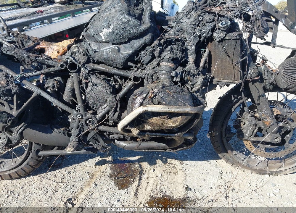 2022 BMW R 1250 GS VIN: WB10M0306N6F38240