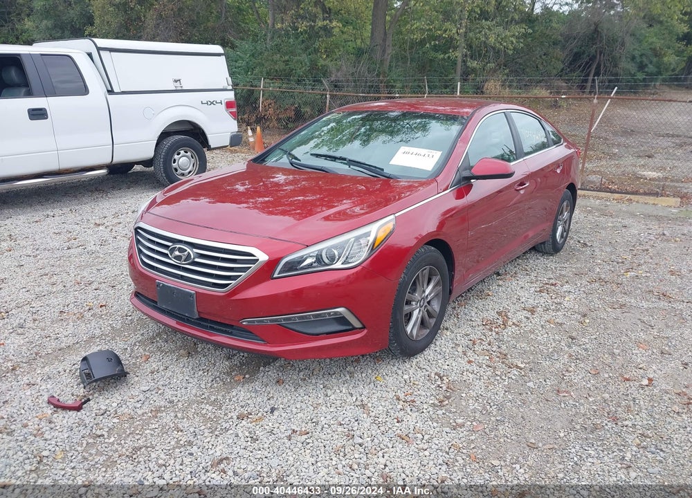 2015 HYUNDAI SONATA SE VIN: 5NPE24AF5FH010934