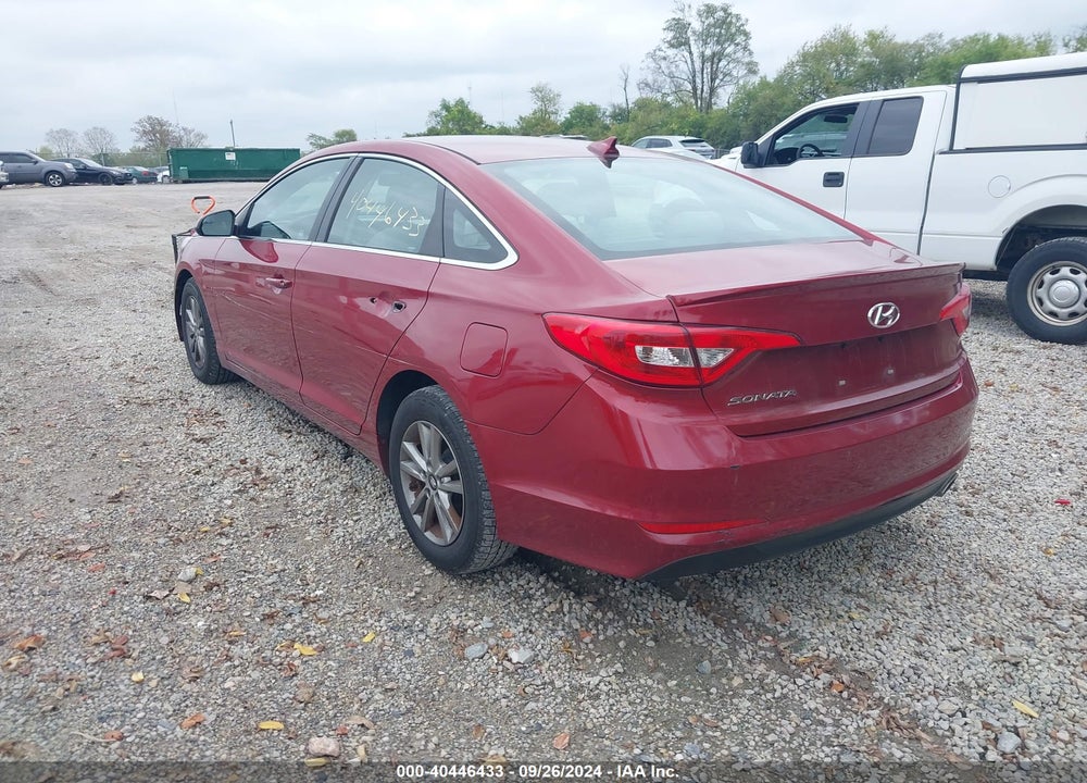 2015 HYUNDAI SONATA SE VIN: 5NPE24AF5FH010934