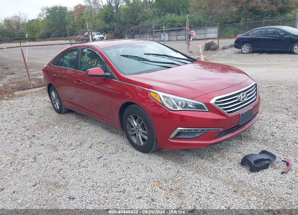 2015 HYUNDAI SONATA SE VIN: 5NPE24AF5FH010934