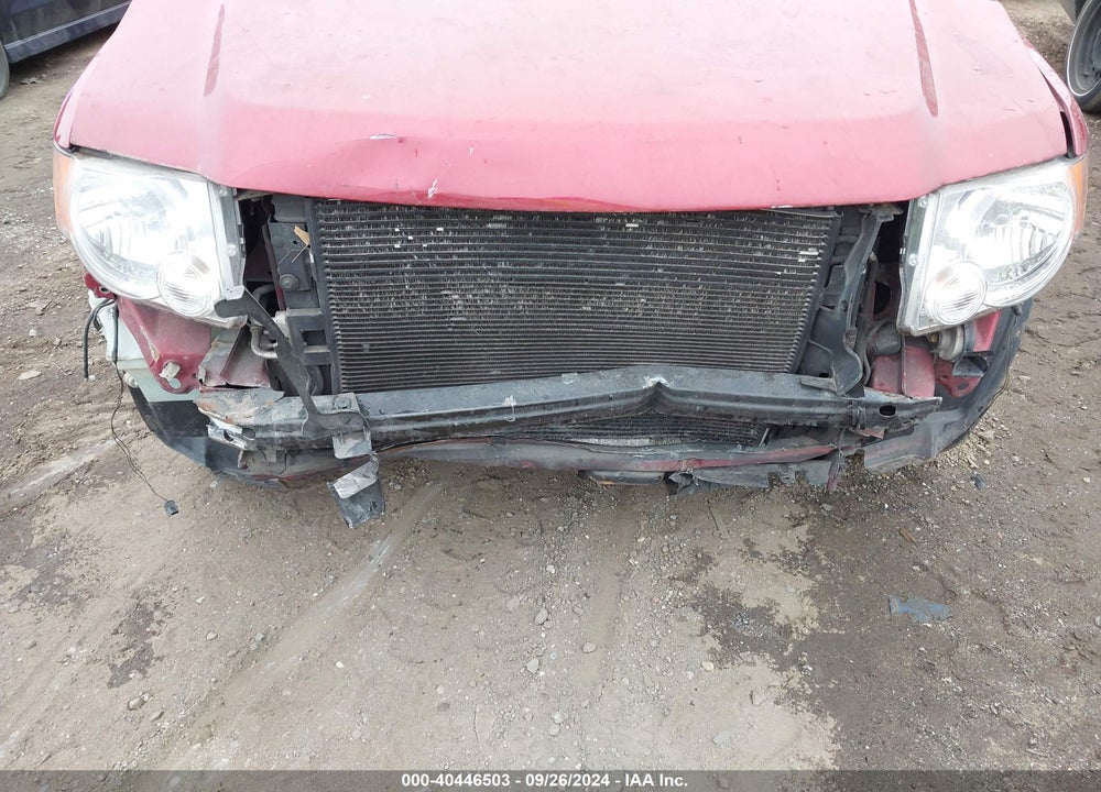 2008 FORD ESCAPE XLT VIN: 1FMCU93168KB02828