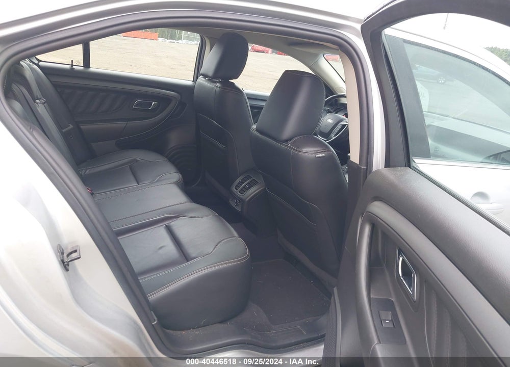 2010 FORD TAURUS SEL VIN: 1FAHP2HW0AG143614