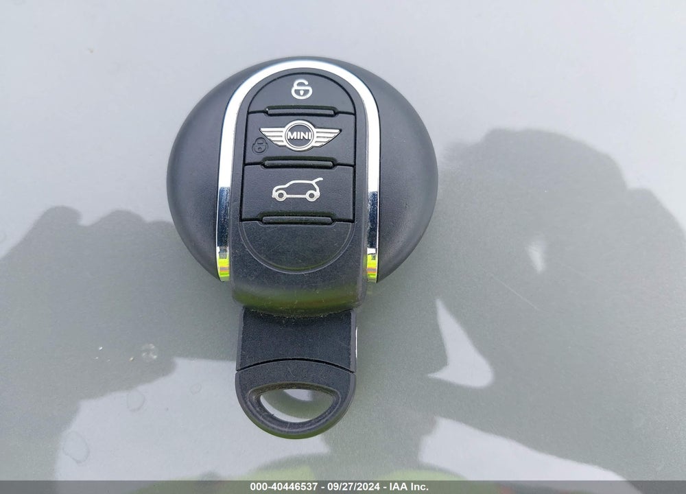 2018 MINI COUNTRYMAN COOPER S VIN: WMZYT5C36J3E59470