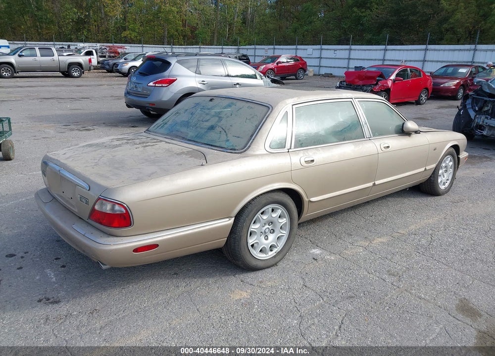 1998 JAGUAR XJ8 L VIN: SAJHX6242WC827590
