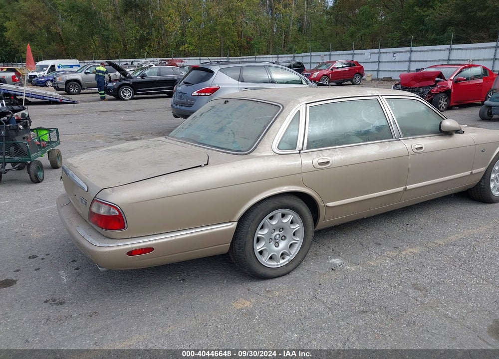 1998 JAGUAR XJ8 L VIN: SAJHX6242WC827590