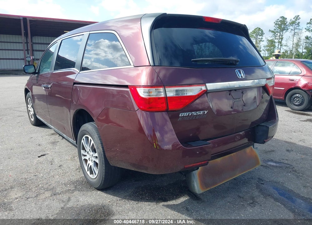 2011 HONDA ODYSSEY EX-L VIN: 5FNRL5H6XBB075183