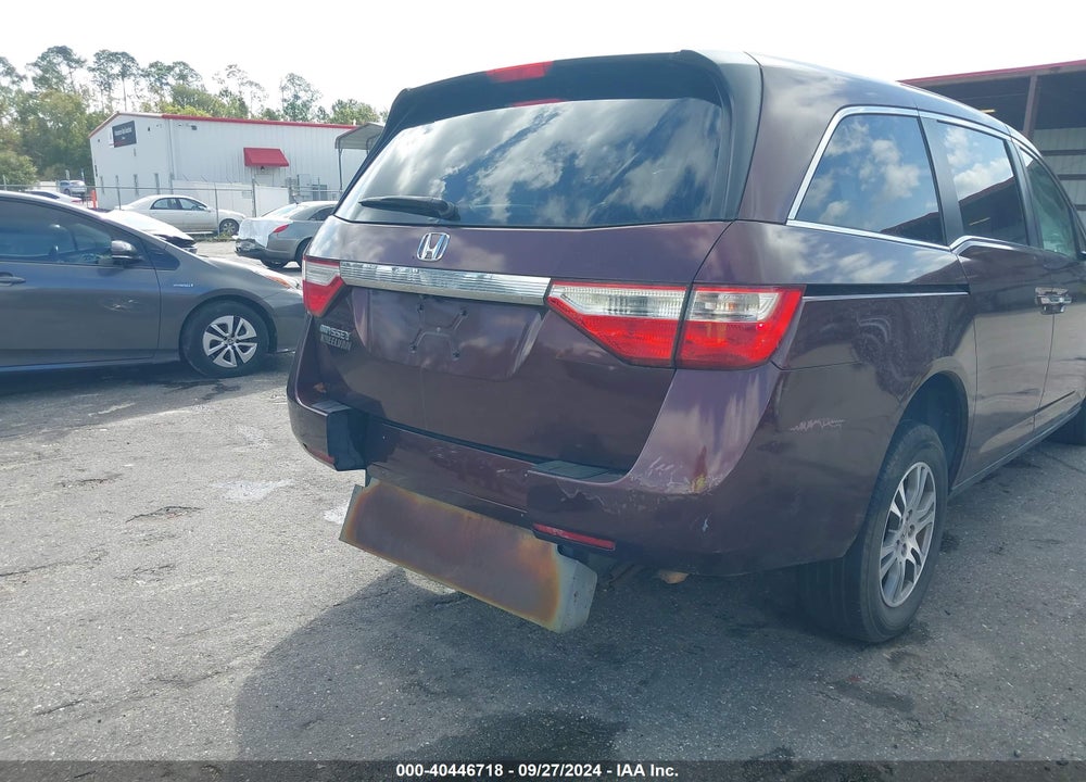2011 HONDA ODYSSEY EX-L VIN: 5FNRL5H6XBB075183