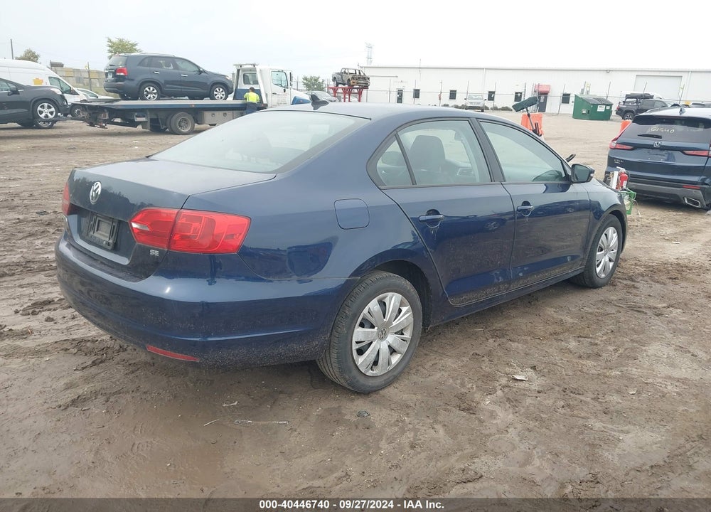 2014 VOLKSWAGEN JETTA 1.8T SE VIN: 3VWD17AJ8EM427832