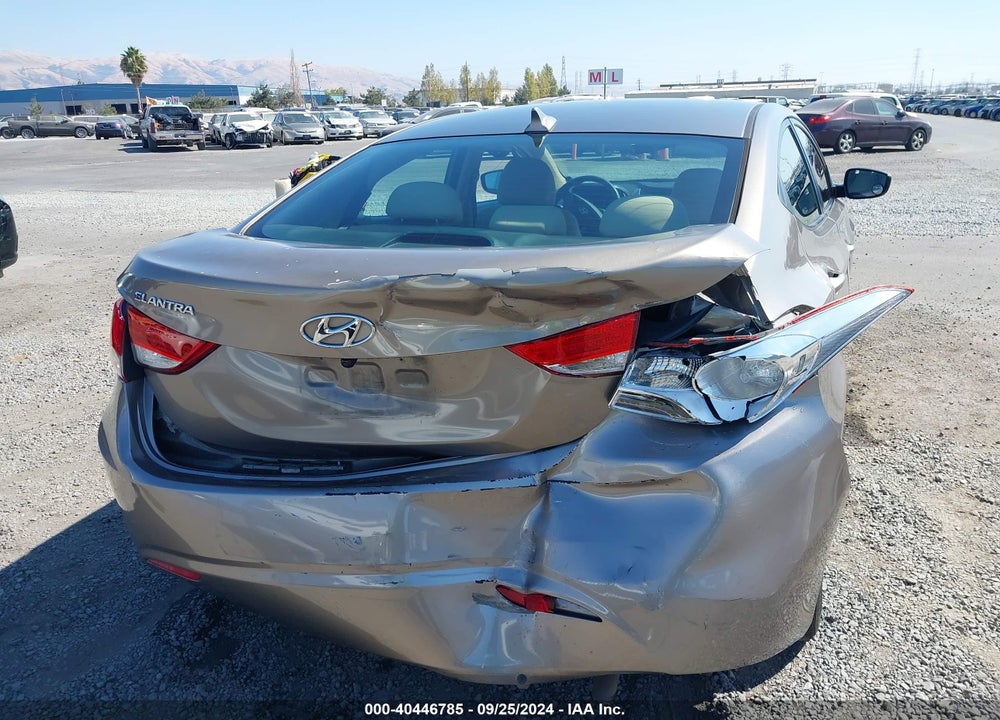 2013 HYUNDAI ELANTRA GLS VIN: 5NPDH4AE6DH362919