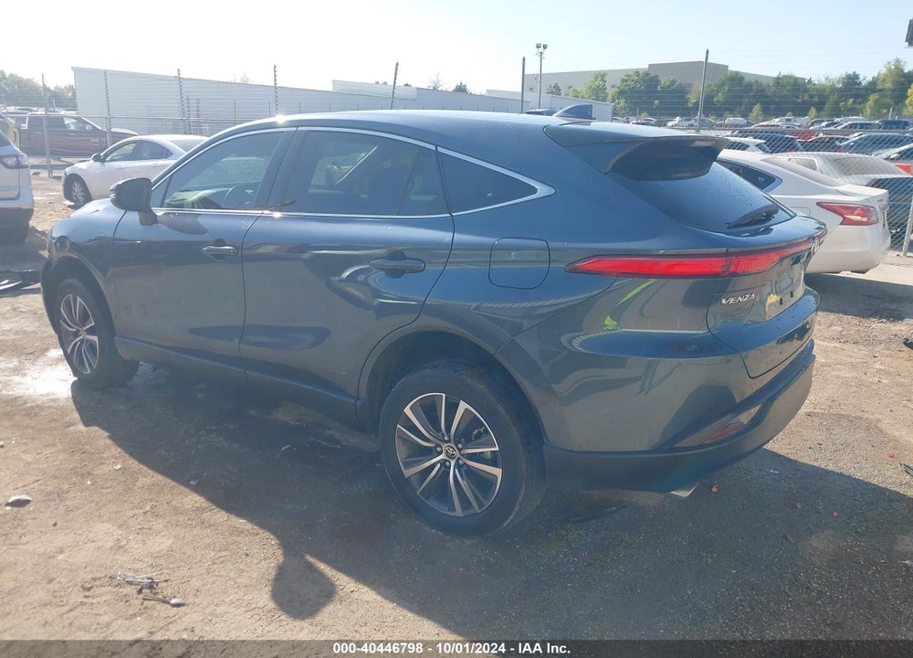 2022 TOYOTA VENZA LE VIN: JTEAAAAH5NJ092649