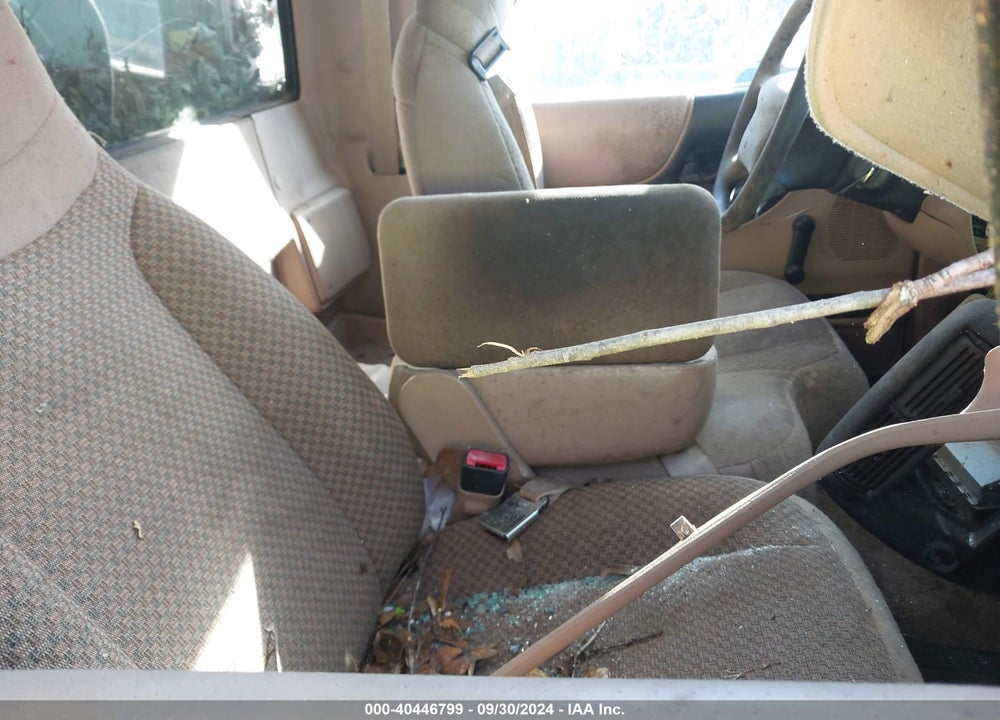 1999 FORD RANGER XL/XLT VIN: 1FTYR10C6XUA63079