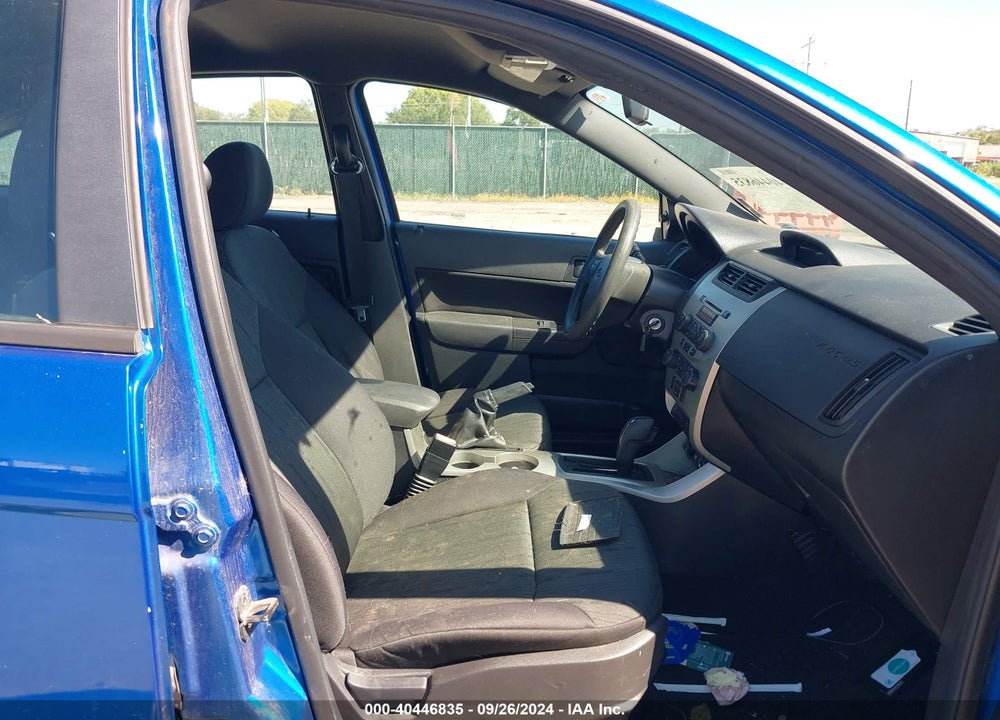 2011 FORD FOCUS SE VIN: 1FAHP3FN3BW165744