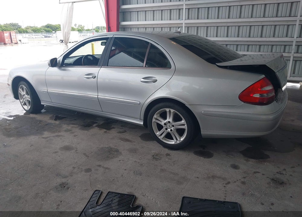 2008 MERCEDES-BENZ E 320 BLUETEC VIN: WDBUF22X38B214825