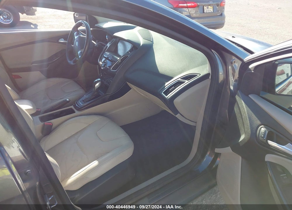 2015 FORD FOCUS ELECTRIC VIN: 1FADP3R42FL208835
