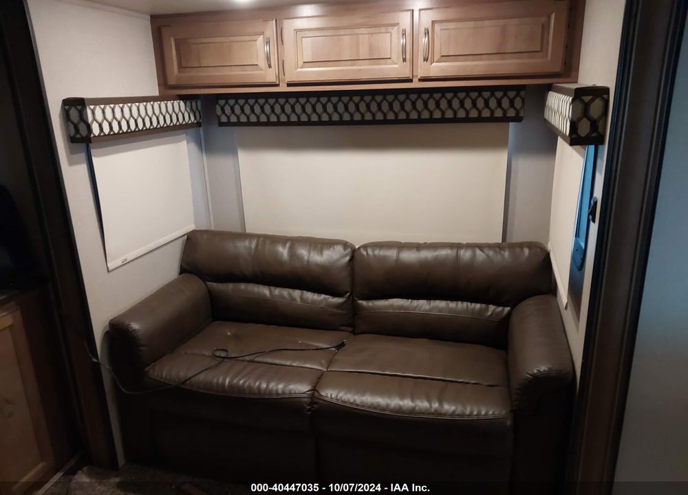 2019 COACHMEN CHAPARRAL 381 RD VIN: 5ZT3CH3BXKA321961