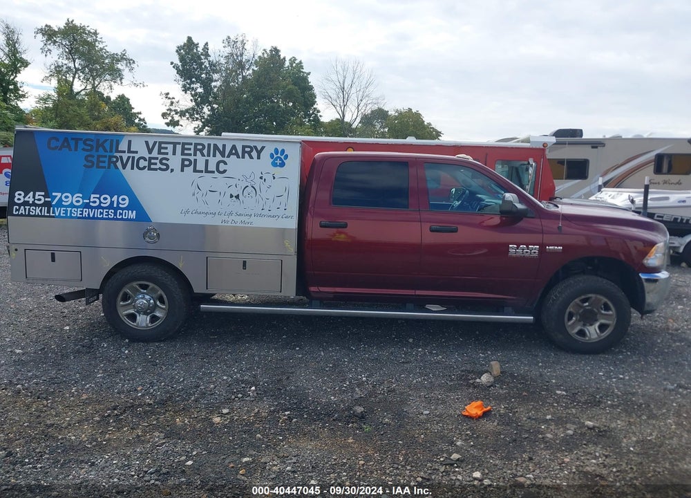 2016 RAM 3500 TRADESMAN VIN: 3C63R3GJ2GG312935