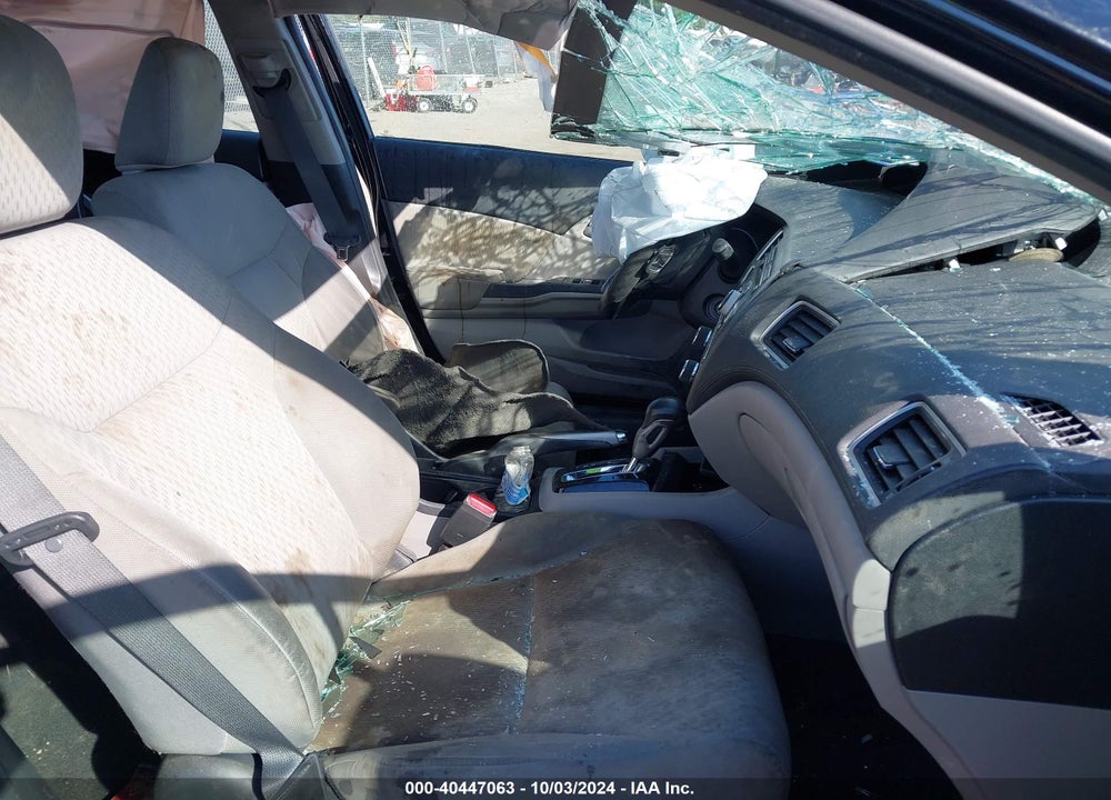 2015 HONDA CIVIC LX VIN: 19XFB2F50FE100666