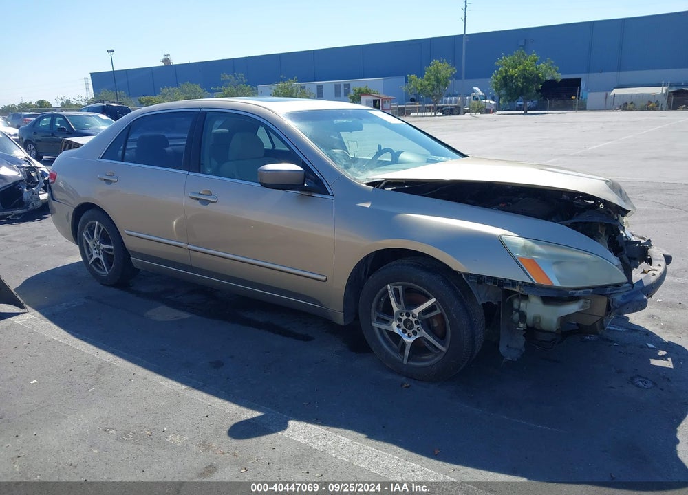 2003 HONDA ACCORD 2.4 EX VIN: JHMCM56603C054085