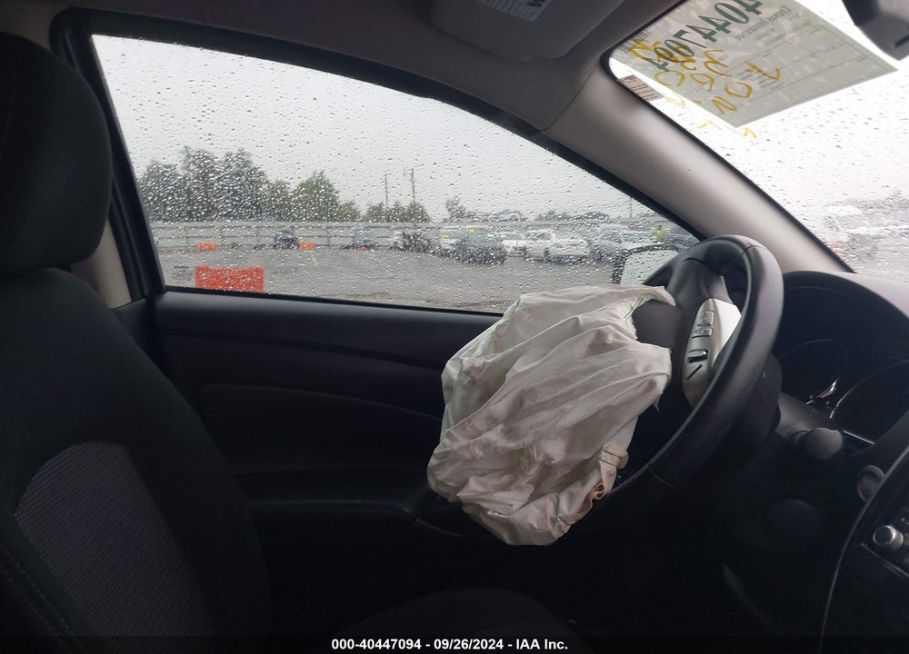 2019 NISSAN VERSA 1.6 SV VIN: 3N1CN7AP6KL813323