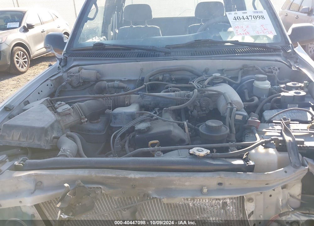 2000 TOYOTA TACOMA VIN: 5TEWM72N9YZ686423