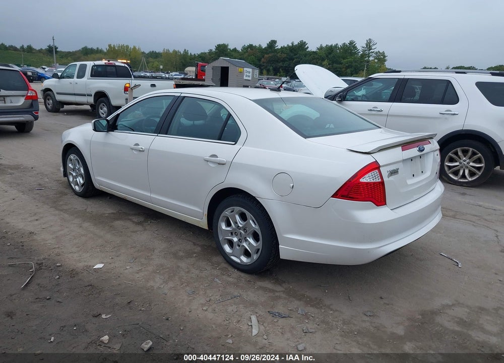 2010 FORD FUSION SE VIN: 3FAHP0HA3AR235589