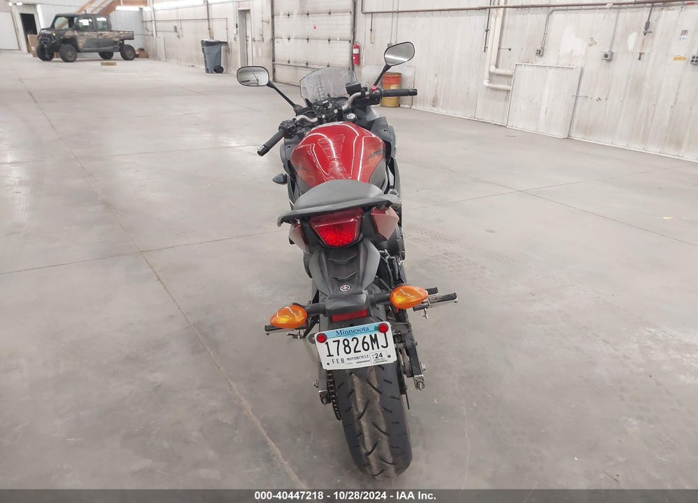 2011 YAMAHA FZ6 R VIN: JYARJ18E5BA007044
