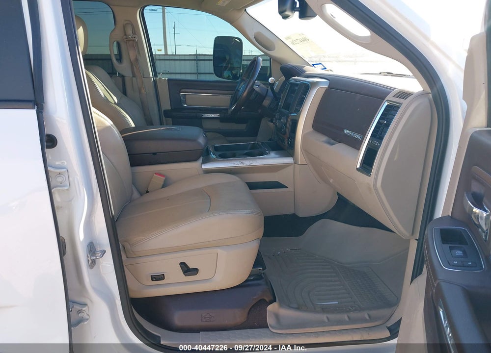 2018 RAM 2500 LAIE MEGA CAB 4X4 6'4 BOX VIN: 3C6UR5NL0JG327798