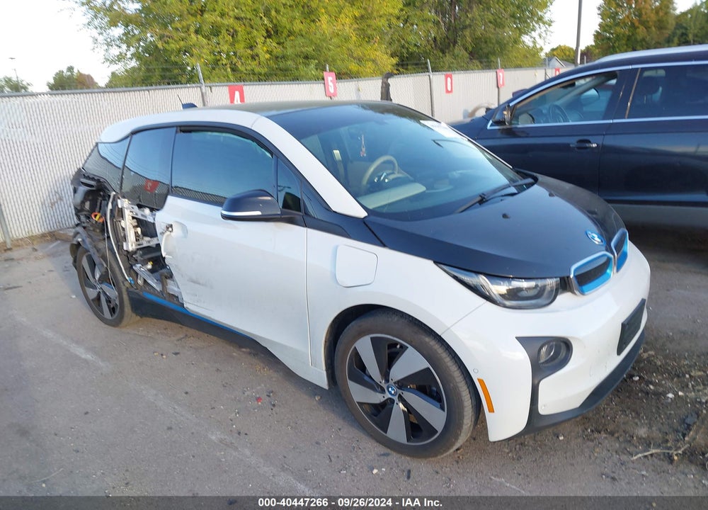 2017 BMW I3 94 AH W/RANGE EXTENDER VIN: WBY1Z8C32HV895499