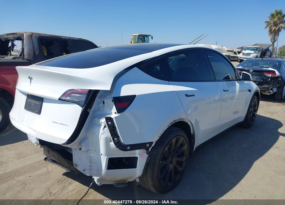 2021 TESLA MODEL Y LONG RANGE DUAL MOTOR ALL-WHEEL DRIVE VIN: 5YJYGDEE6MF228795
