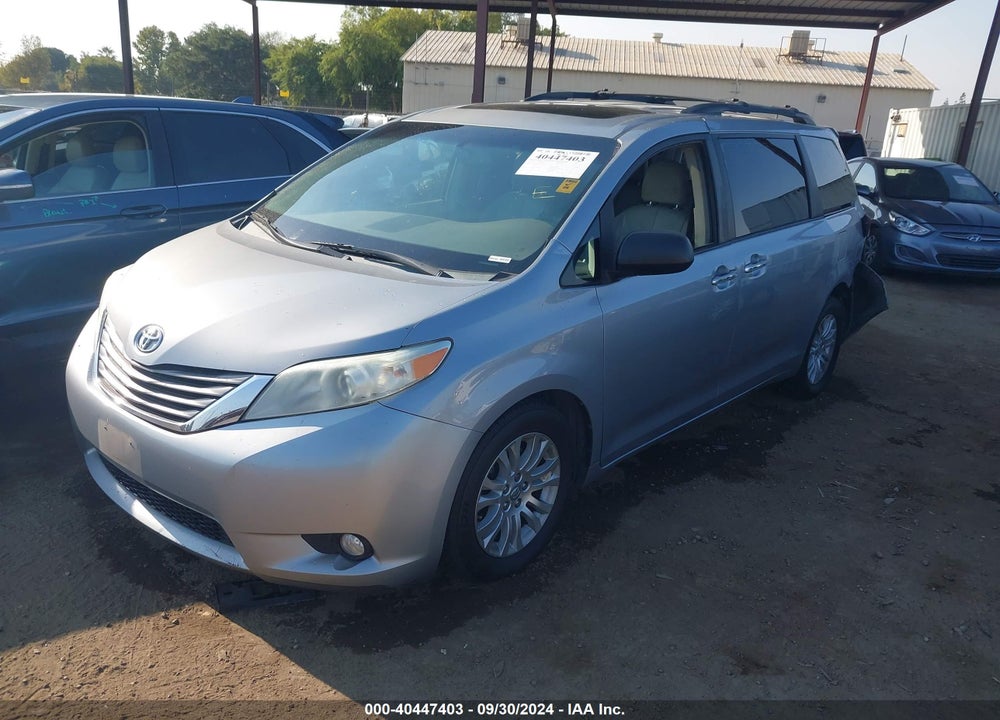 2011 TOYOTA SIENNA XLE V6 VIN: 5TDYK3DC7BS132126