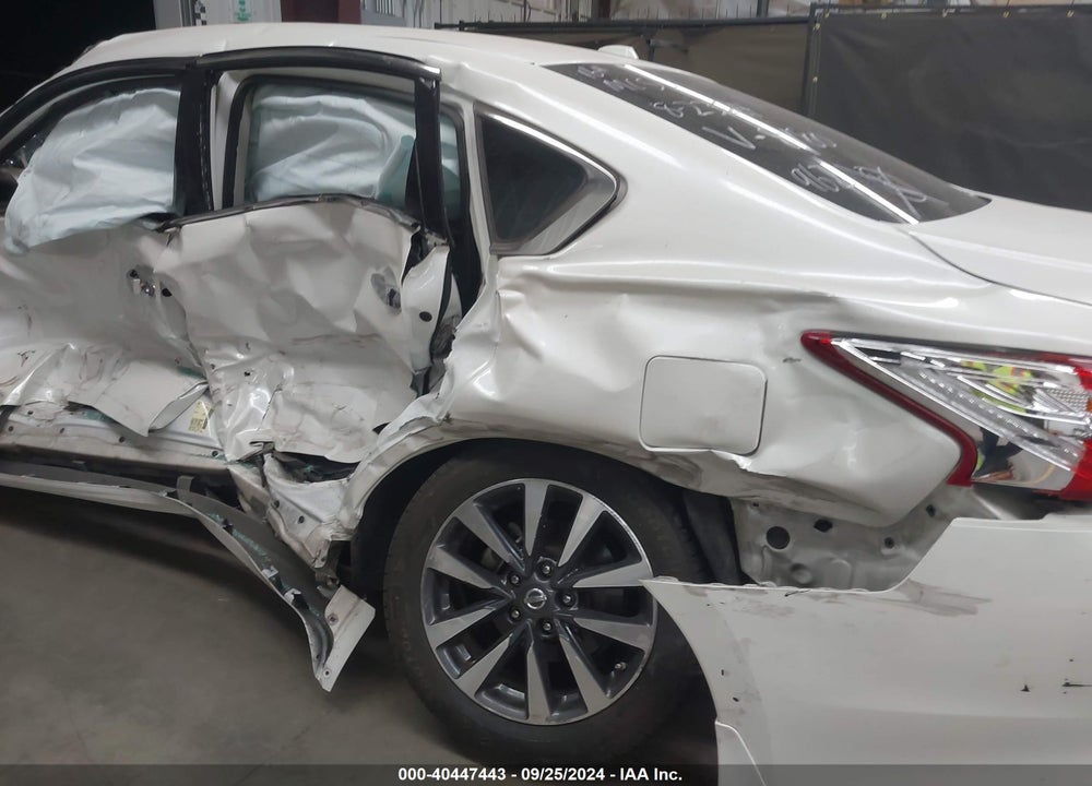 2017 NISSAN ALTIMA 2.5 SV VIN: 1N4AL3AP6HC288180