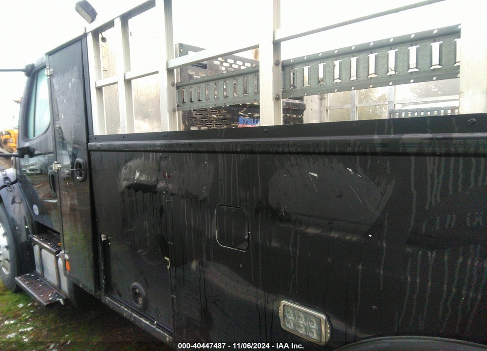 2017 FREIGHTLINER M2 106 VIN: 1FVACVDU0HHHY3606
