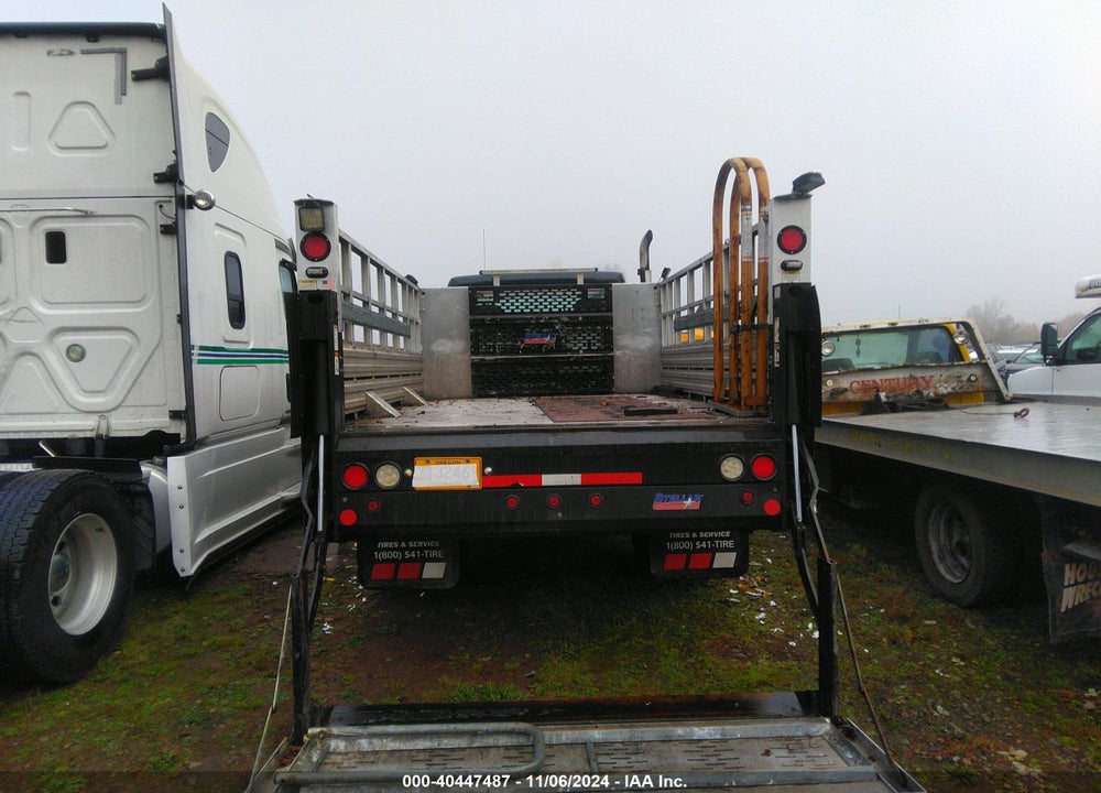 2017 FREIGHTLINER M2 106 VIN: 1FVACVDU0HHHY3606