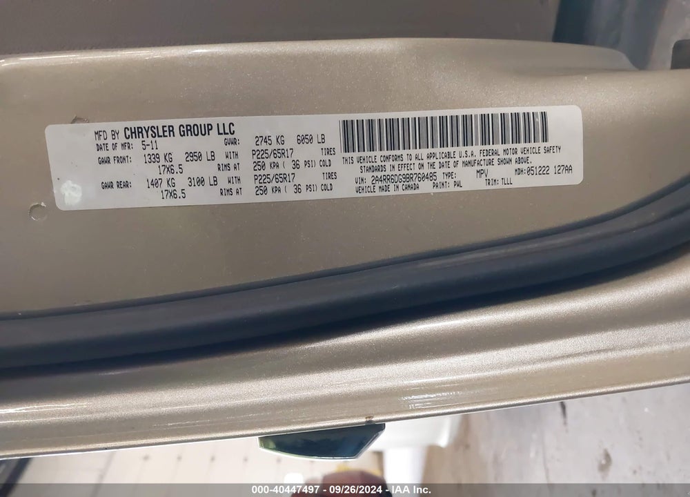 2011 CHRYSLER TOWN & COUNTRY LIMITED VIN: 2A4RR6DG9BR760485