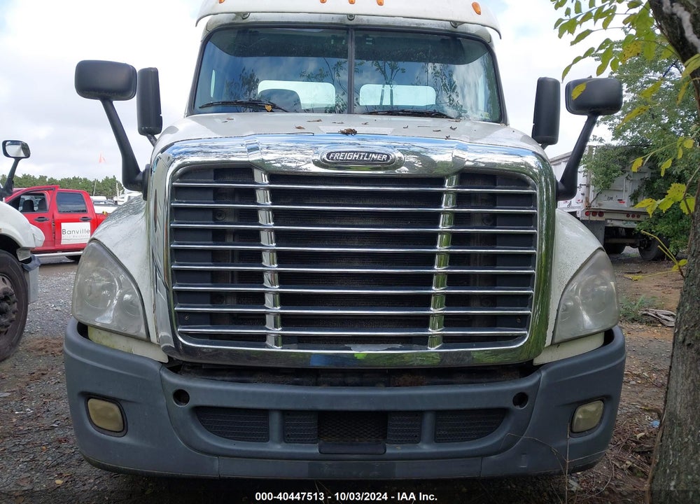 2011 FREIGHTLINER CASCADIA 125 VIN: 1FUJGEDV7BSAY8440