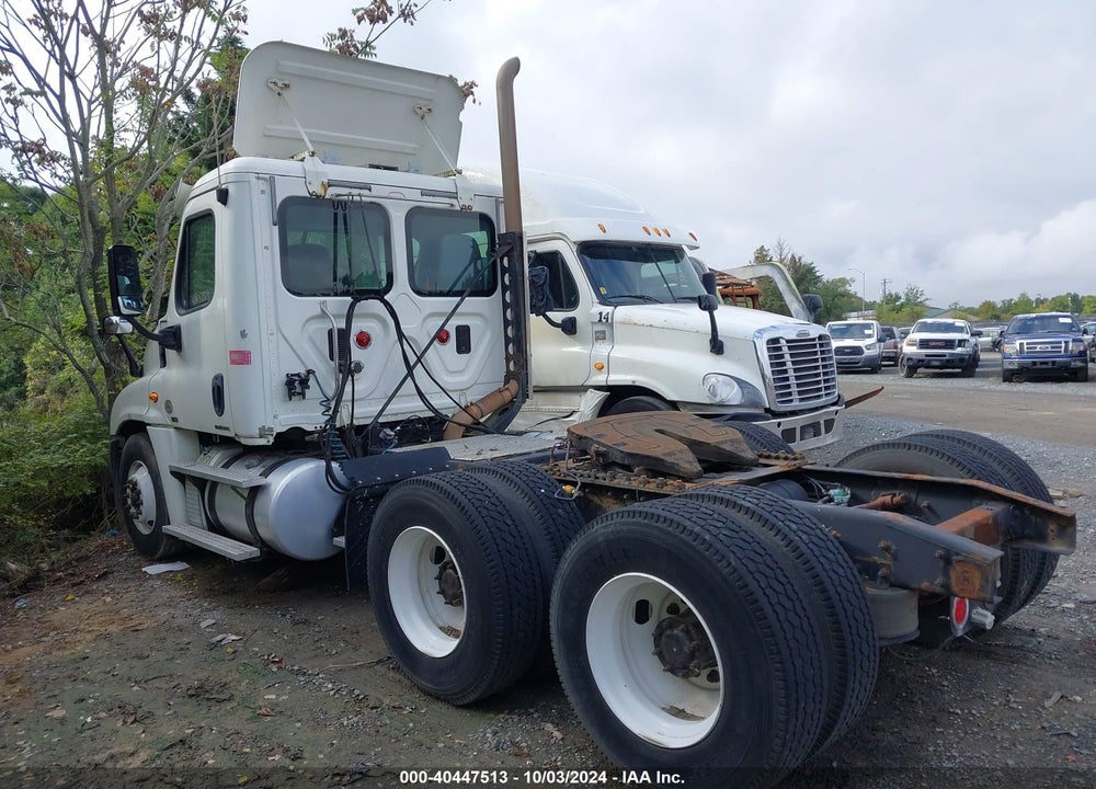 2011 FREIGHTLINER CASCADIA 125 VIN: 1FUJGEDV7BSAY8440