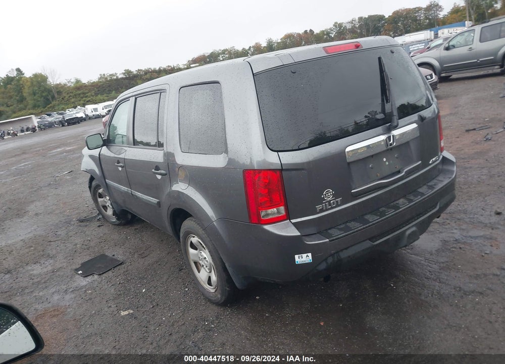 2014 HONDA PILOT LX VIN: 5FNYF4H26EB048271