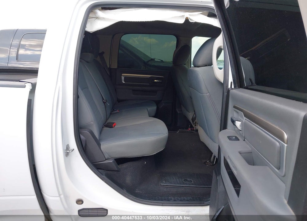 2019 RAM 1500 CLASSIC SLT VIN: 1C6RR6TT3KS512291