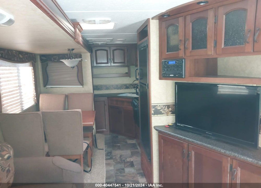 2013 FOREST RIVER TRAVEL TRAILER VIN: 5ZT2LCWB3DB003364