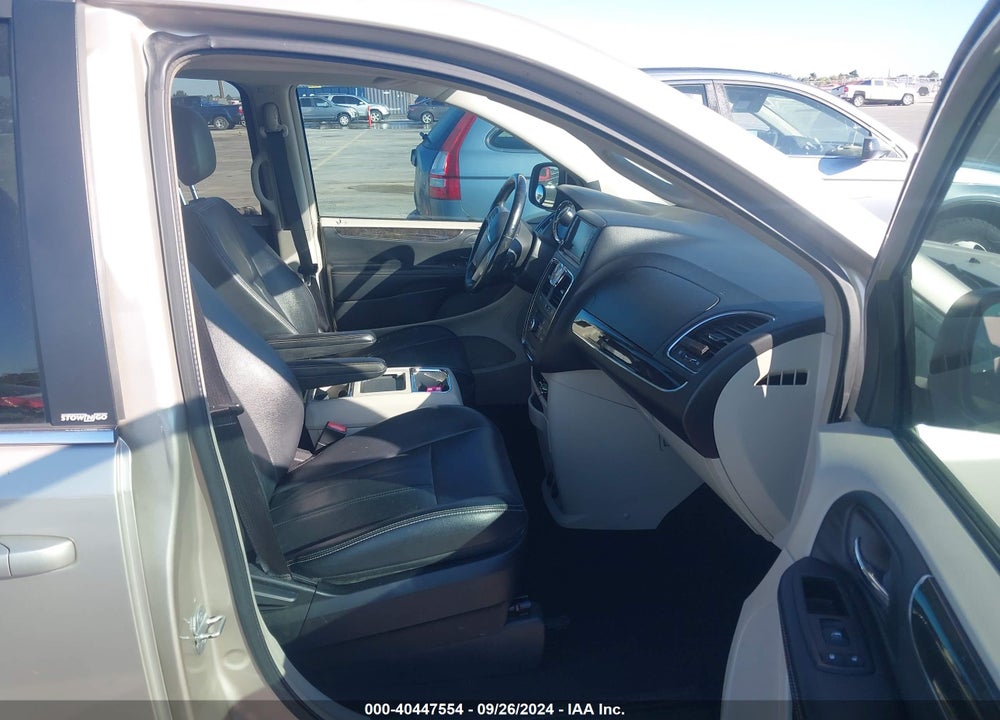 2013 CHRYSLER TOWN & COUNTRY TOURING VIN: 2C4RC1BG2DR743964