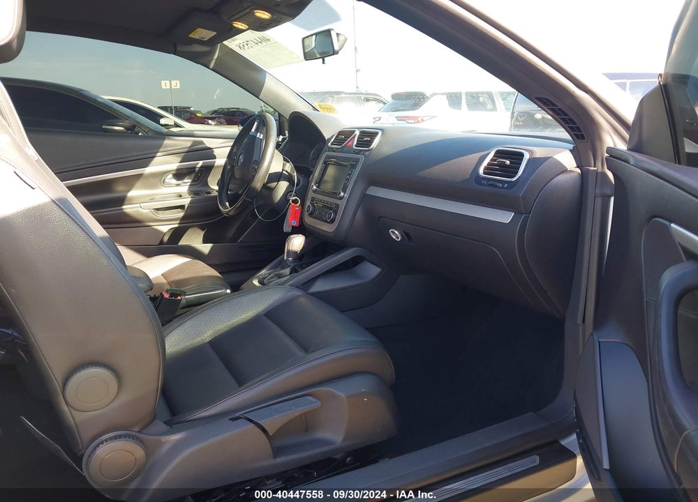 2012 VOLKSWAGEN EOS KOMFORT VIN: WVWBW7AH2CV005633