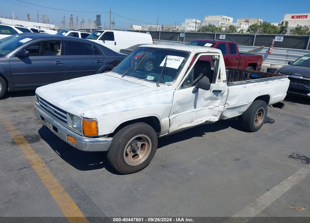 1988 TOYOTA PICKUP 1 TON LONG BED RN55 VIN: JT4RN55E3J0267337