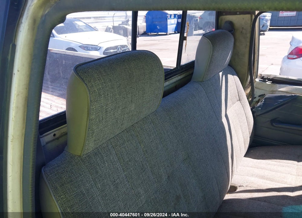 1988 TOYOTA PICKUP 1 TON LONG BED RN55 VIN: JT4RN55E3J0267337