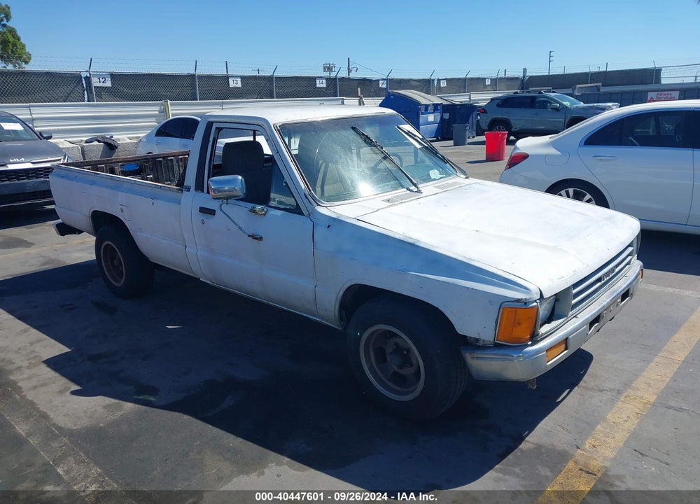 1988 TOYOTA PICKUP 1 TON LONG BED RN55 VIN: JT4RN55E3J0267337