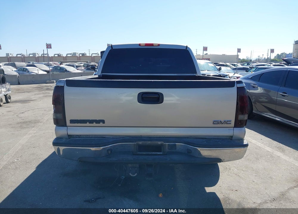 2004 GMC SIERRA 1500 SLE VIN: 2GTEC13T841304678