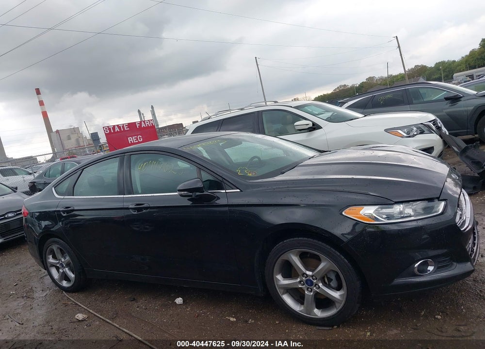 2015 FORD FUSION SE VIN: 3FA6P0HD9FR111593